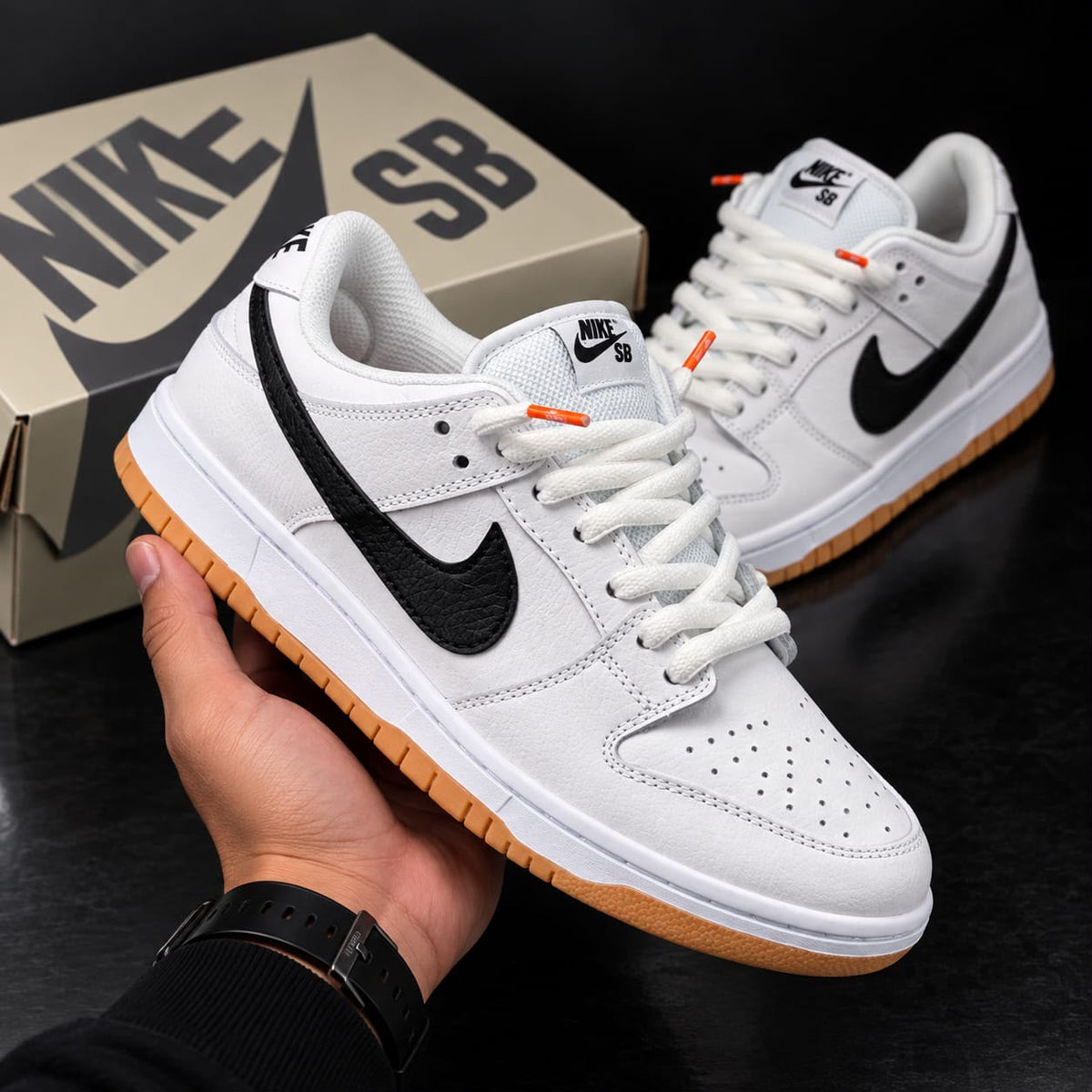Nike Dunk Low (blancas, negras, amarilla/gum)